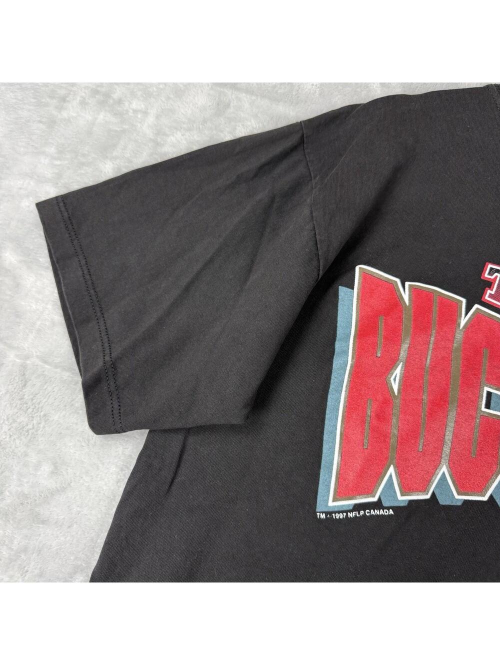 Vintage 1997 Tampa Bay Buccaneers Graphic Tee Black NFL Football M Canada Made - Picture 10 of 10